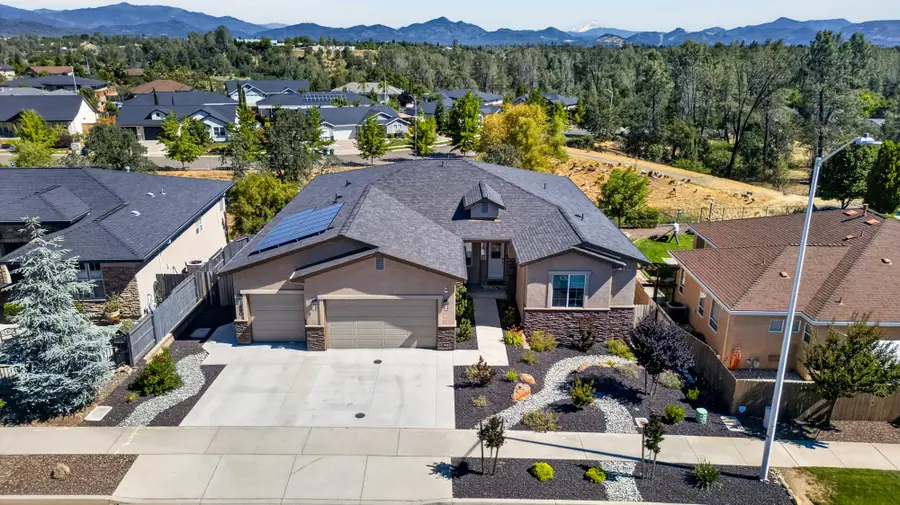 690 Mill Valley Parkway, Redding, CA 96003 - #3