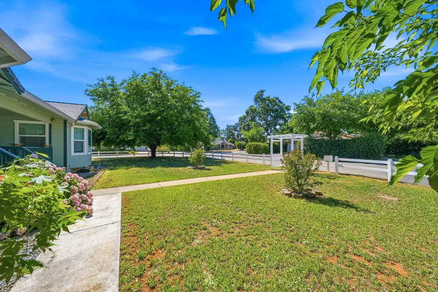 20221 Sombrero Court, Redding, CA 96002 - #2