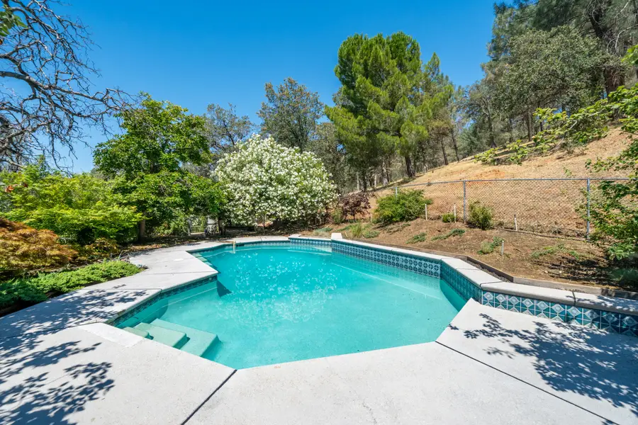 15046 Vista Knolls Drive, Redding, CA 96001 - #2