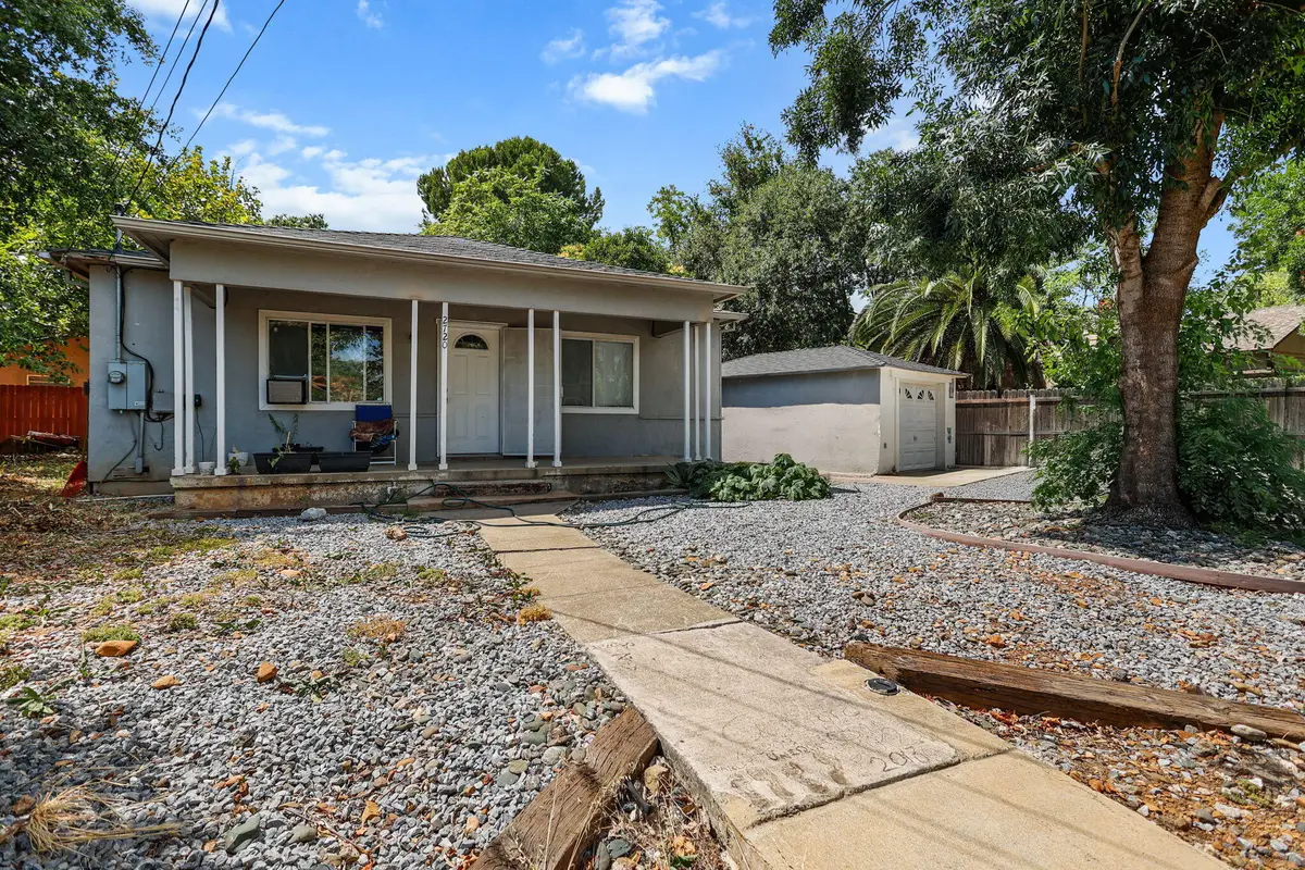 2720 Akard Avenue, Redding, CA 96001 - #1
