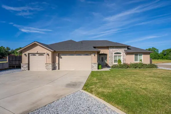 1560 Carl Court, Red Bluff, CA 96080
