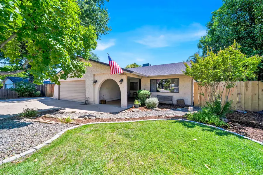 3465 Lagoon Drive, Redding, CA 96001 - #3