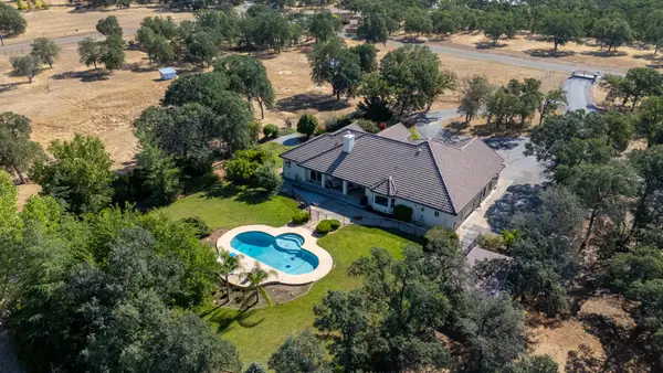 7836 Bella Montania Lane, Palo Cedro, CA 96073