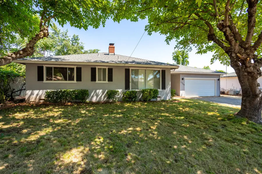 2468 Hawn Avenue, Redding, CA 96002 - #2