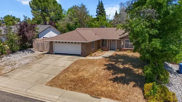 1637 French Lace Lane, Redding, CA 96003