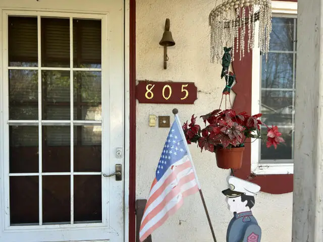 805 Christine Avenue, Redding, CA 96003 - Image #2