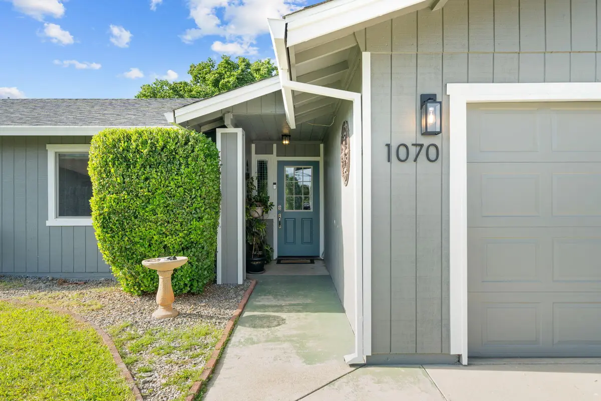 1070 Dara Court, Redding, CA 96003 - #1