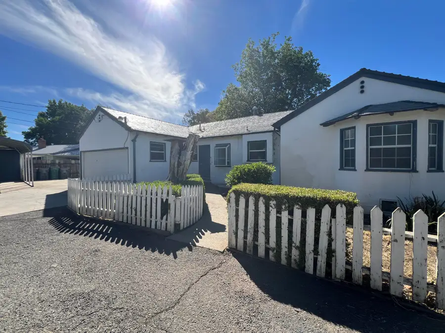 116 Gurnsey Avenue, Red Bluff, CA 96080 - #2