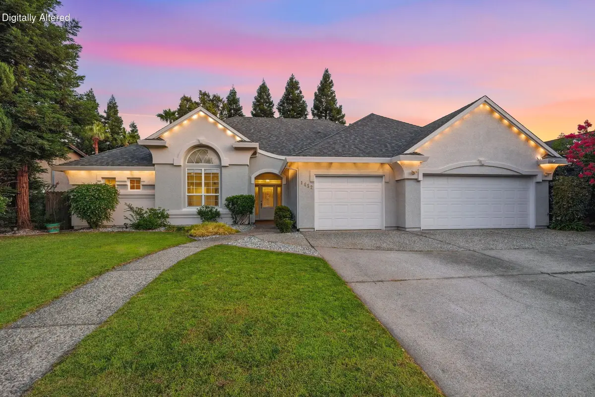 1652 Spanish Bay Drive, Redding, CA 96003 - #1