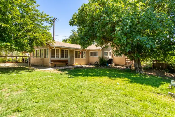 21631 Black Lane, Cottonwood, CA 96022