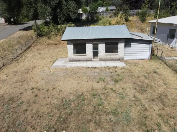 15194 Wonderland Boulevard, Redding, CA 96003