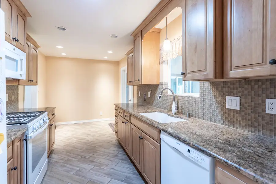 4419 La Mesa Avenue, Shasta Lake, CA 96019 - #3