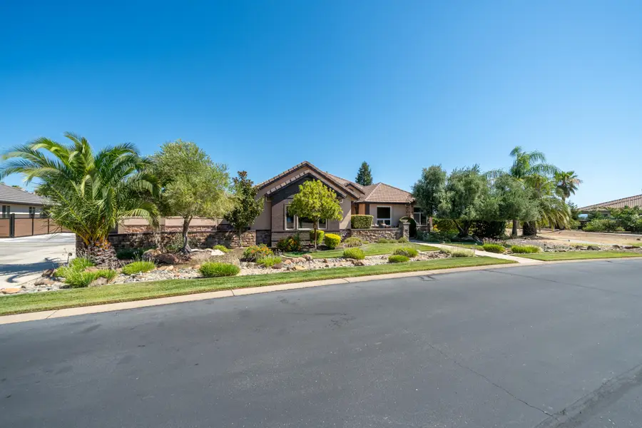 863 Santa Cruz Drive, Redding, CA 96003 - #3