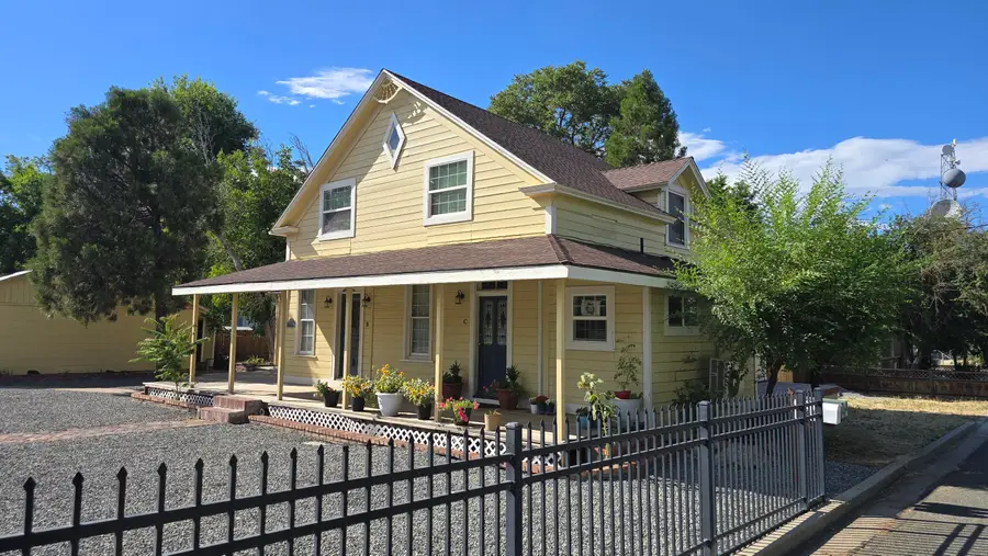 303 Pine Street, Yreka, CA 96097 - #3