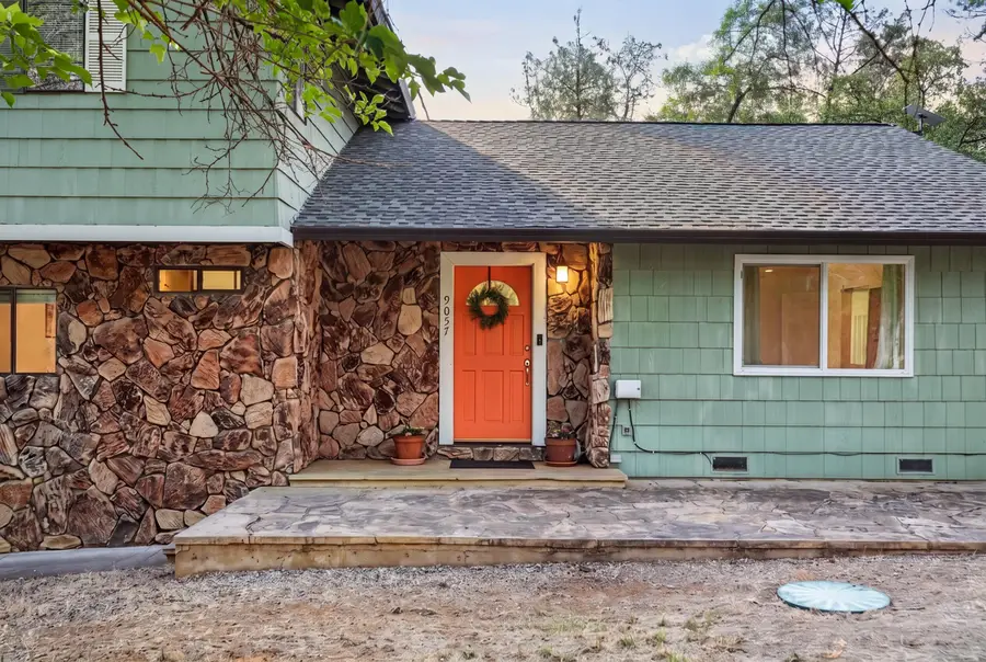 9057 Simmons Road, Redding, CA 96001 - #3