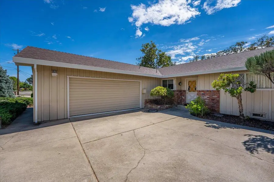 3345 Panorama Drive, Redding, CA 96003 - #3