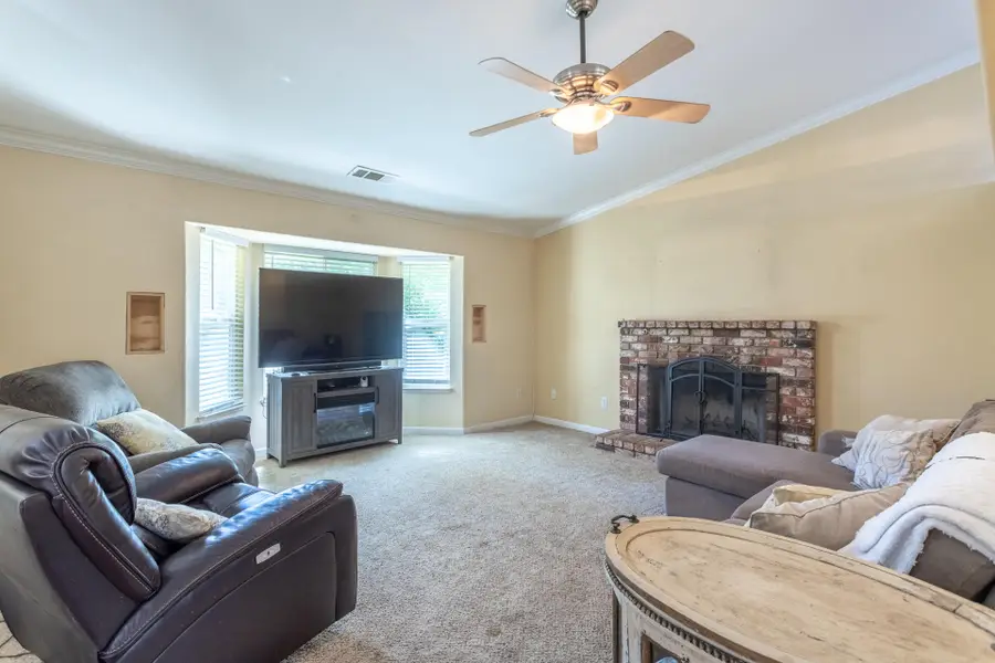 2638 Evergreen Way, Redding, CA 96001 - #3