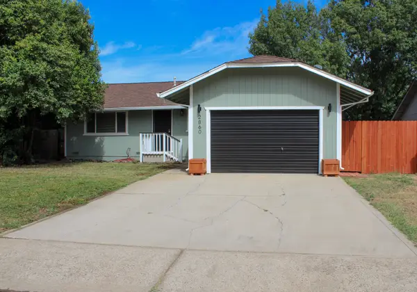 2860 NE Iris Street, Anderson, CA 96007