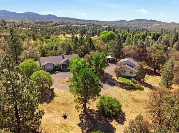 29529 Ca 299 E, Round Mountain, CA 96084