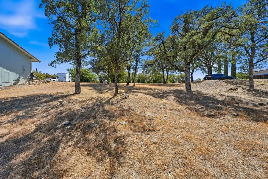 2688 Starlight Boulevard, Redding, CA 96001 - #3