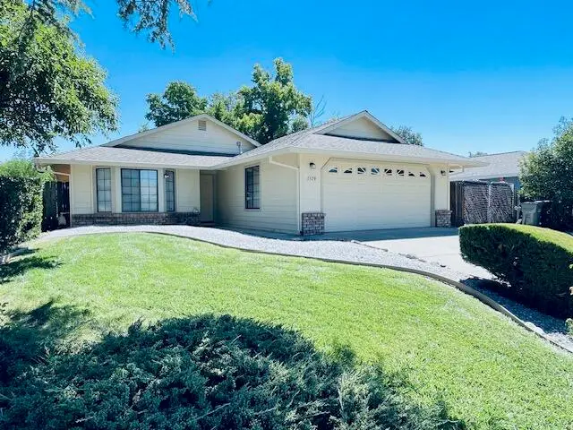 1529 Lacey Lane, Redding, CA 96003 - #1