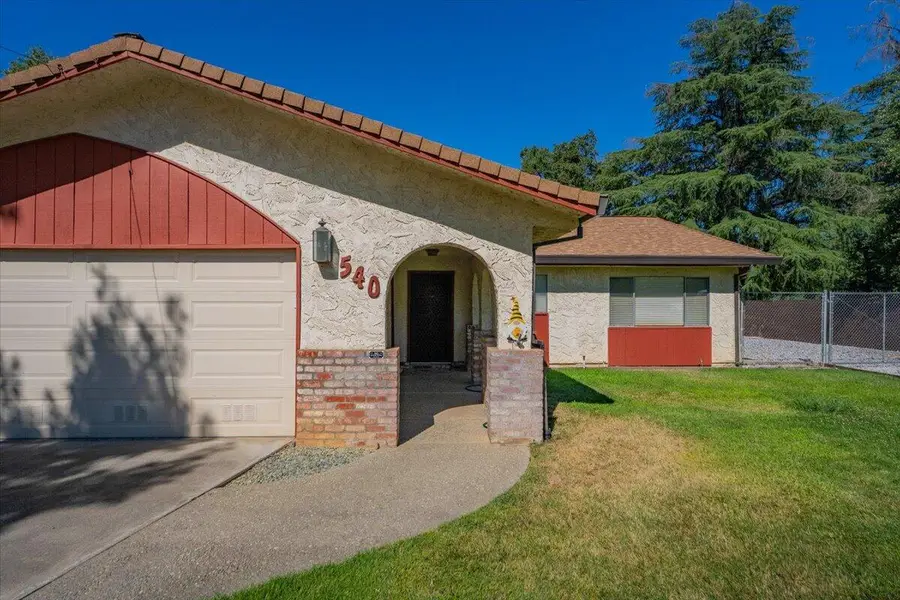 540 Brearcliffe Drive, Red Bluff, CA 96080 - #2