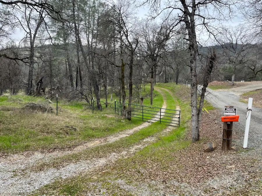 14378 Christian Way, Redding, CA 96003 - Image #2