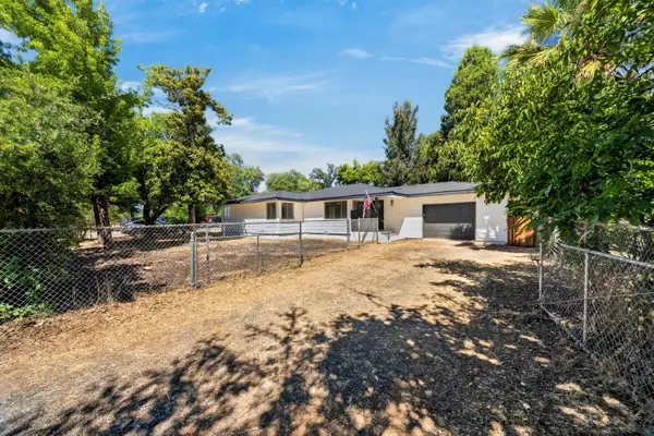 6851 Airport Road, Redding, CA 96002