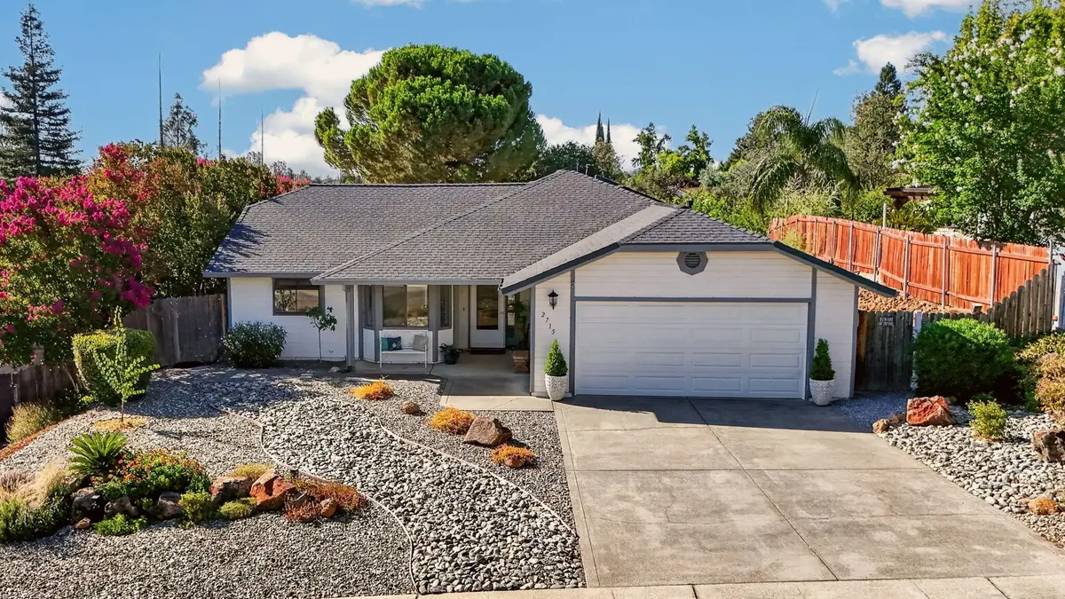 2715 Howard Drive, Redding, CA 96001 - #1