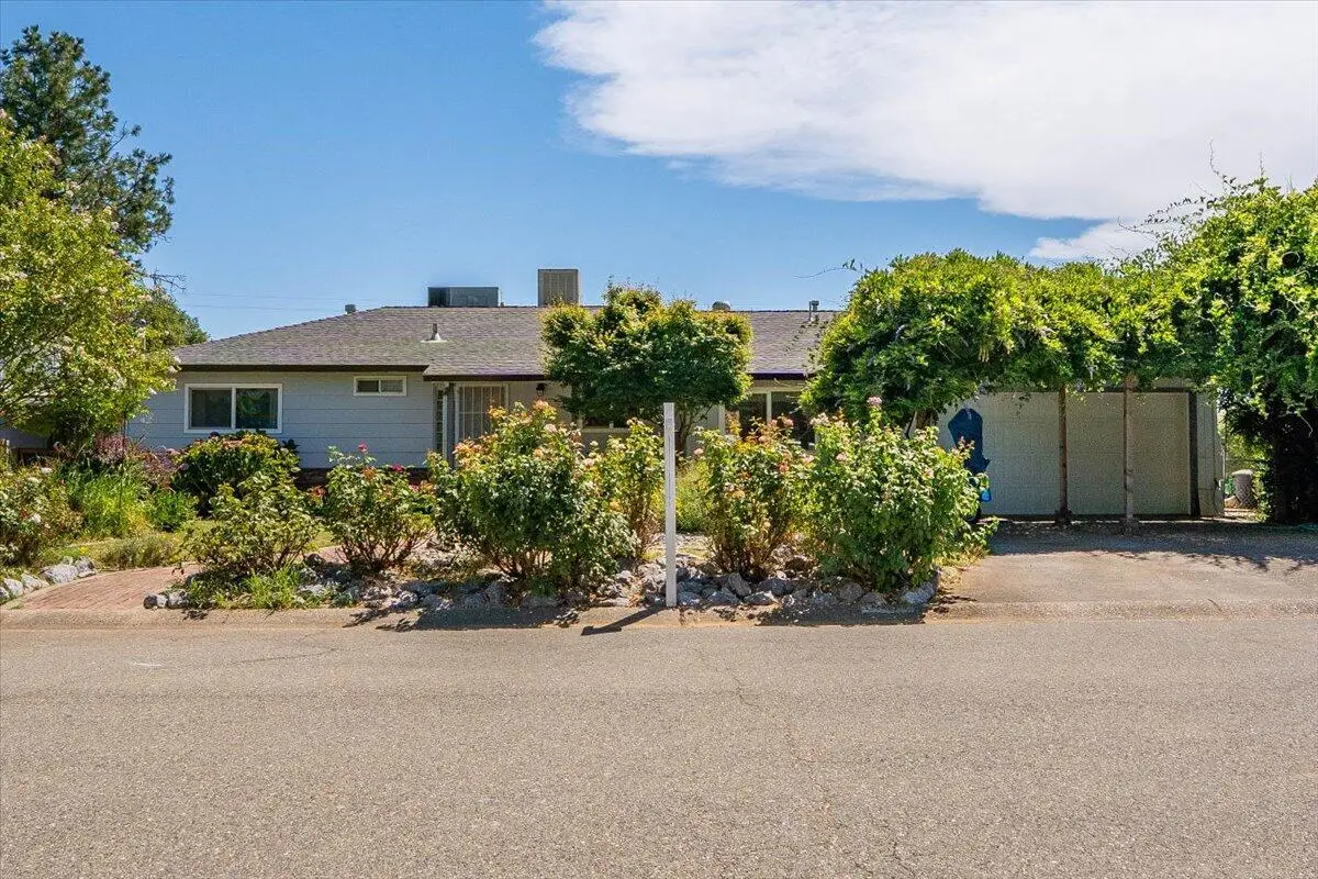 19577 Medo Vale Lane, Redding, CA 96002 - Image #1