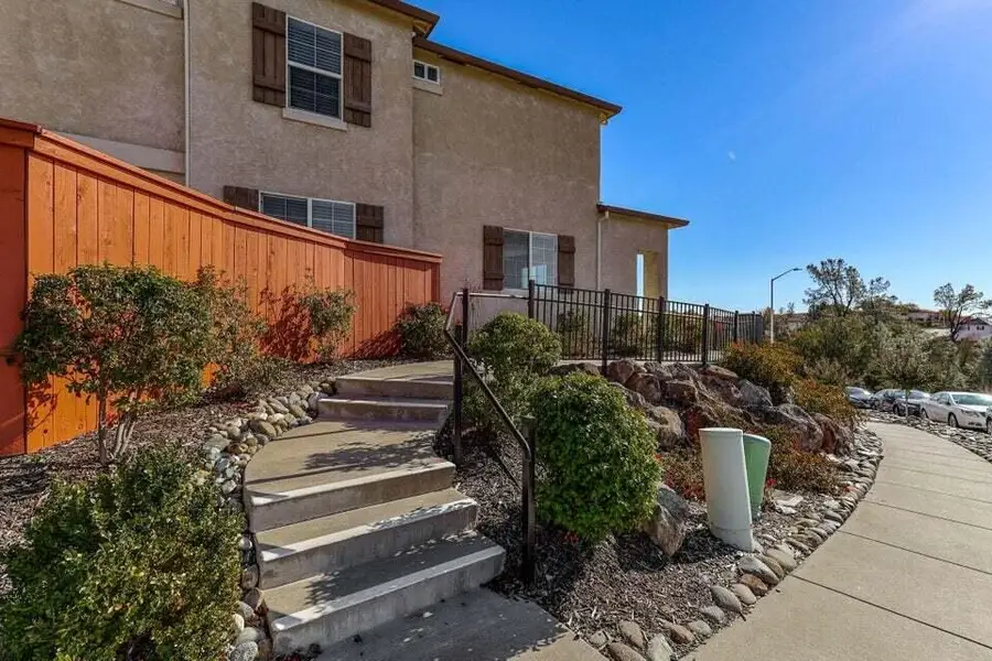 689 Mission De Oro Drive, Redding, CA 96003 - #3