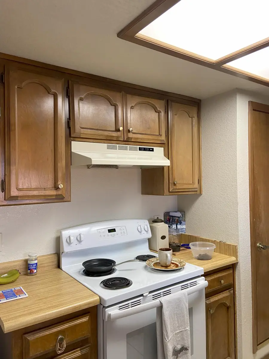 825 Mission Sierra Court, Redding, CA 96003 - #2