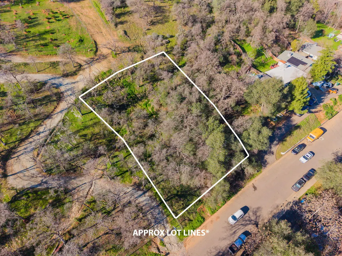 3024 West Street, Redding, CA 96001 - Image #1