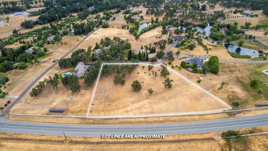 Somerset Drive, Bella Vista, CA 96008 - #2