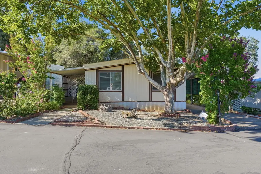 2093 Victor Avenue, Redding, CA 96002 - #2