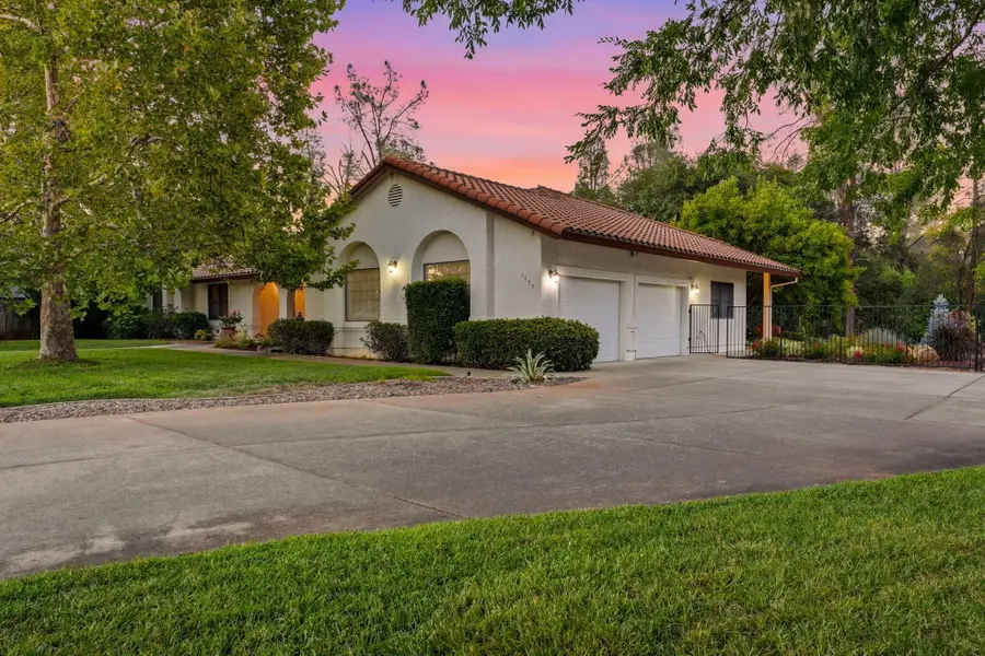 1533 Arroyo Manor Drive, Redding, CA 96003 - #2