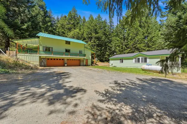 260 Estabrook Lane, Trinity Center, CA 96091