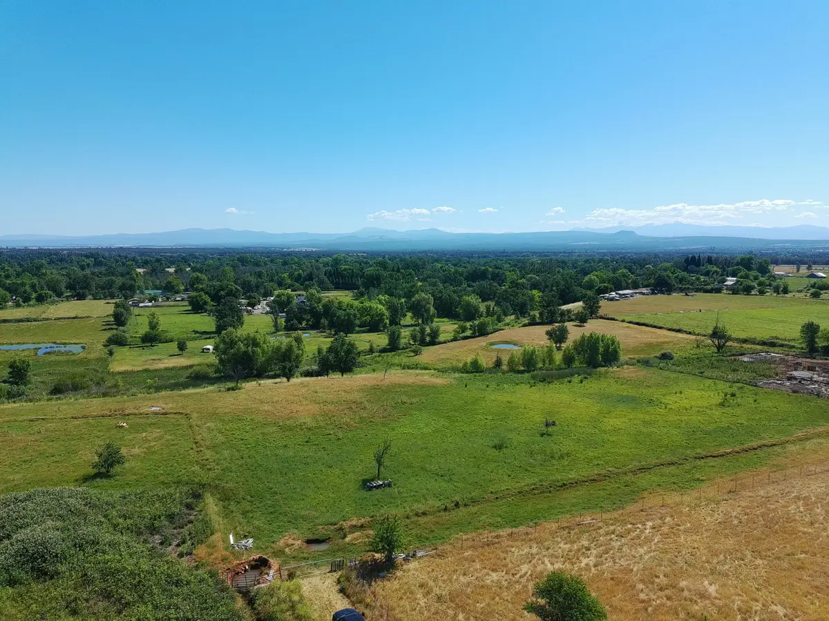 5227 Hopson Road, Anderson, CA 96007 - #1