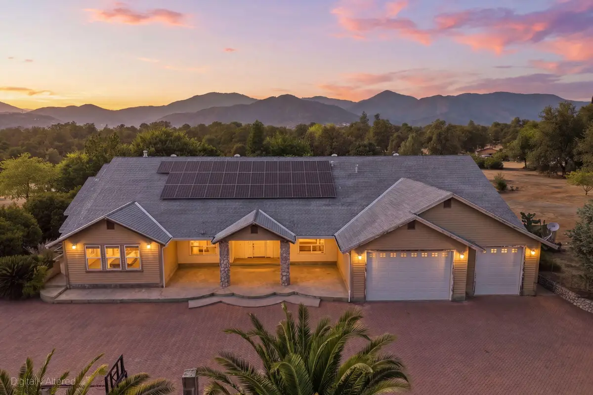 11574 Quartz Hill Road, Redding, CA 96003 - #1