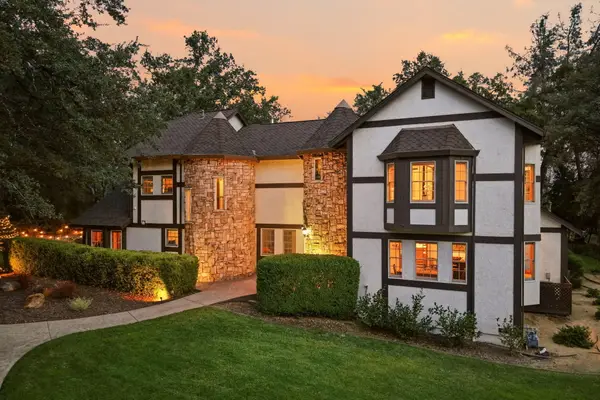 19177 Hollow Lane, Redding, CA 96003