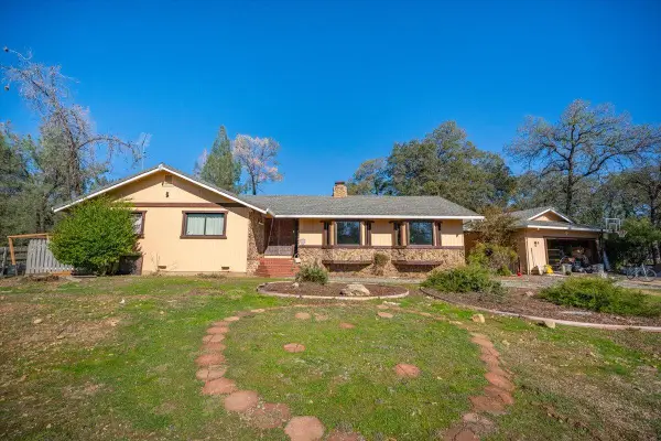 13160 Bear Mountain Road, Redding, CA 96003