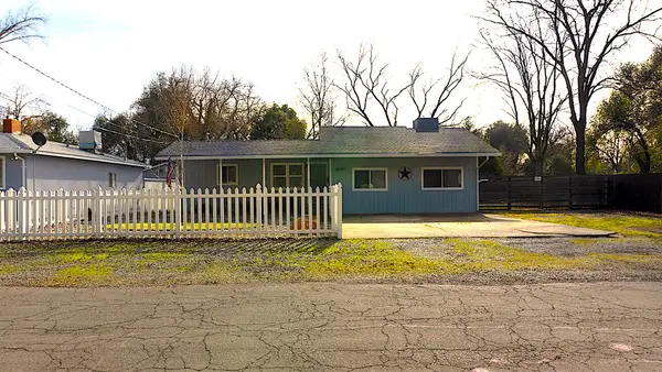 20577 Sunset Lane, Redding, CA 96002