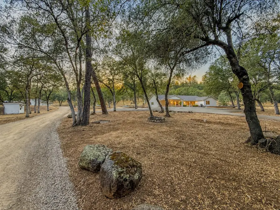14150 Bear Mountain Road, Redding, CA 96003 - #2
