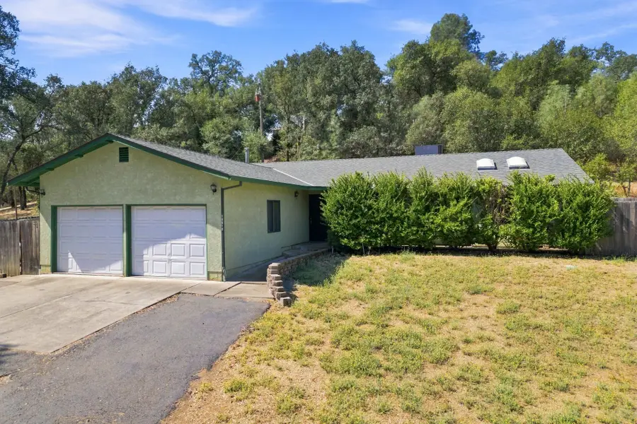 10618 Old Oregon Trail, Redding, CA 96003 - #3