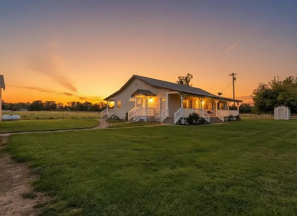 5890 Deschutes Road, Anderson, CA 96007