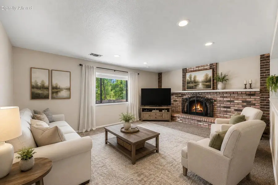 2579 Velia Street, Redding, CA 96002 - #3