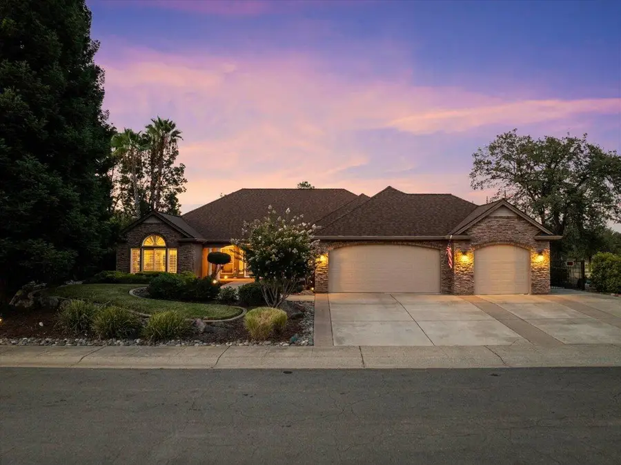 1526 Gold Hills Drive, Redding, CA 96003 - #2