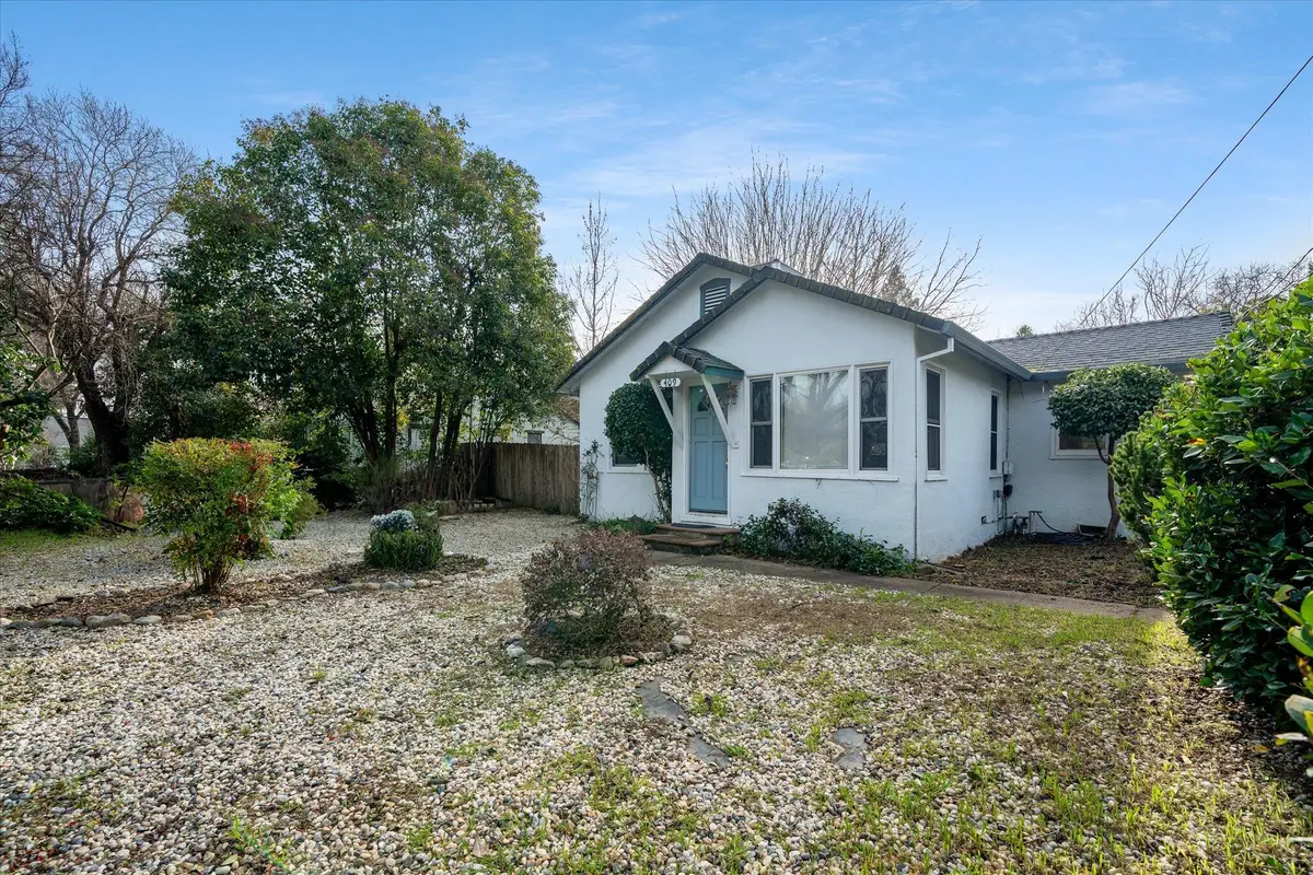 409 Smile Place, Redding, CA 96001 - Image #1