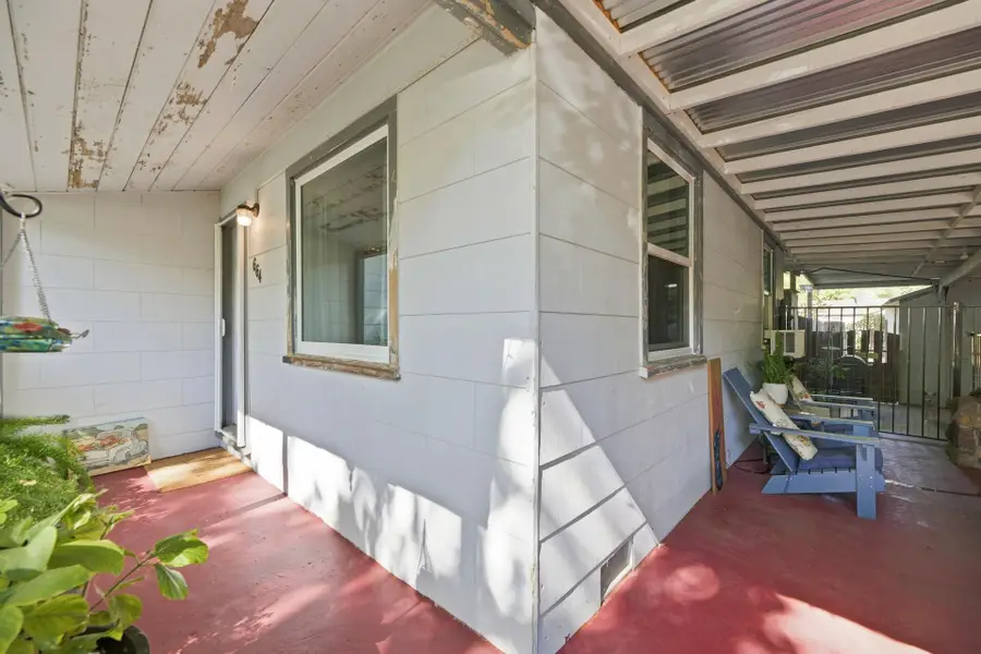 664 Loma Street, Redding, CA 96003 - #2
