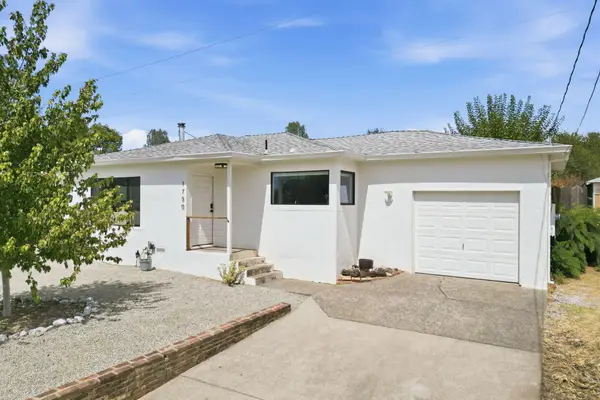 1750 Barbara Road, Redding, CA 96003